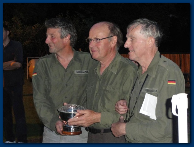 600x449 pixels (85K)